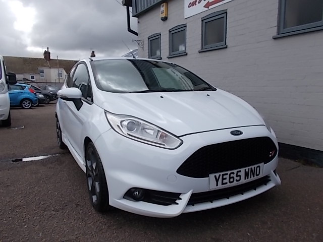Ford Fiesta 1.6T Eco Boost ST-2 Hatchback YE65 WNO
