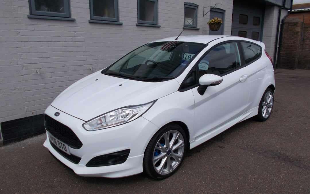 Ford Fiesta S Hatchback (16) MK7 Facelift 1.0