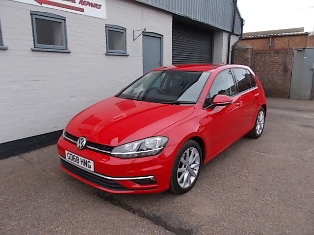 Volkswagen Golf Hatchback 1.6 GT TDI