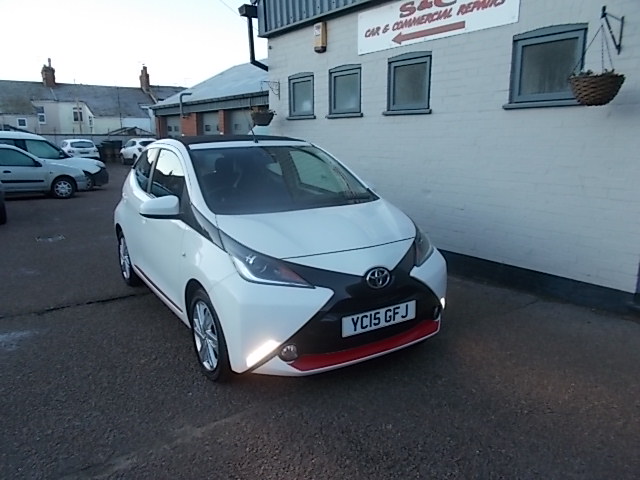 SOLD Toyota AYGO | Hatchback 2015 (15) 1.0 VVT-i x-pression Hatchback 5dr Petrol Manual Euro 5 Euro 5 (68 ps)